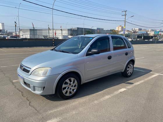 CHEVROLET CORSA 1.4 MPFI MAXX 8V FLEX 4P MANUAL CHEVROLET CORSA 1.4 MPFI MAXX 8V FLEX 4P MANUAL
